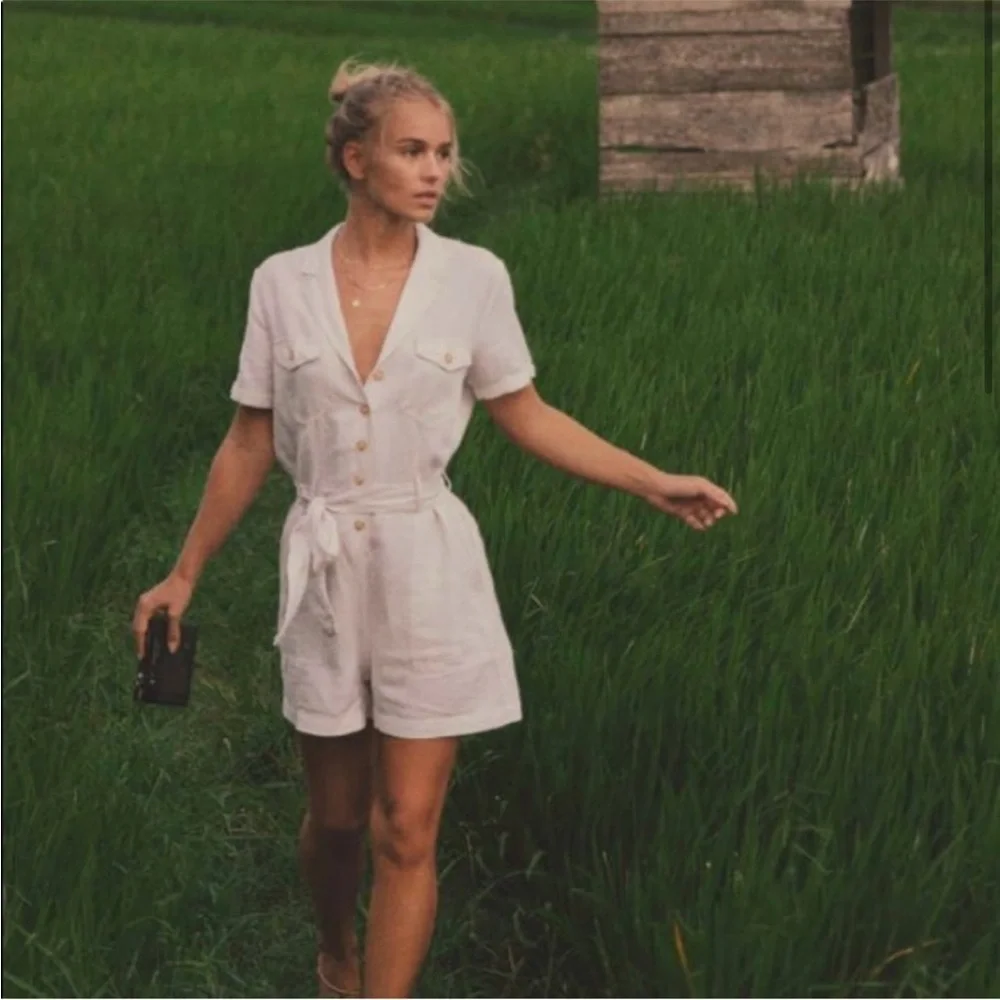 Rails Georgie Tie Waist Linen Romper in Stone - Picture 3 of 13